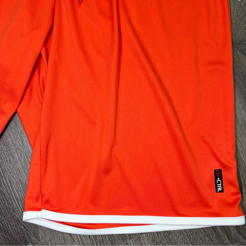 Challenger Teamwear bold bright